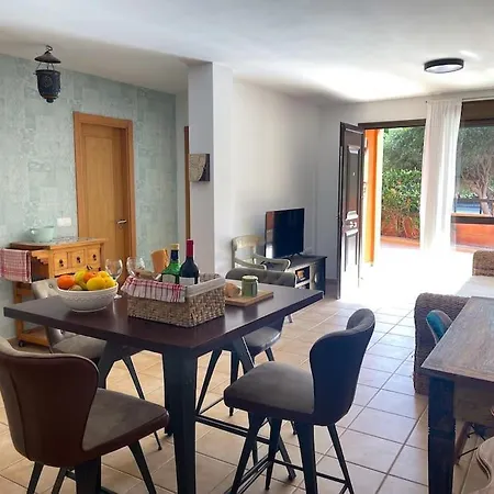 Cozy With Large Terrace Next To The Pool * La Tejita